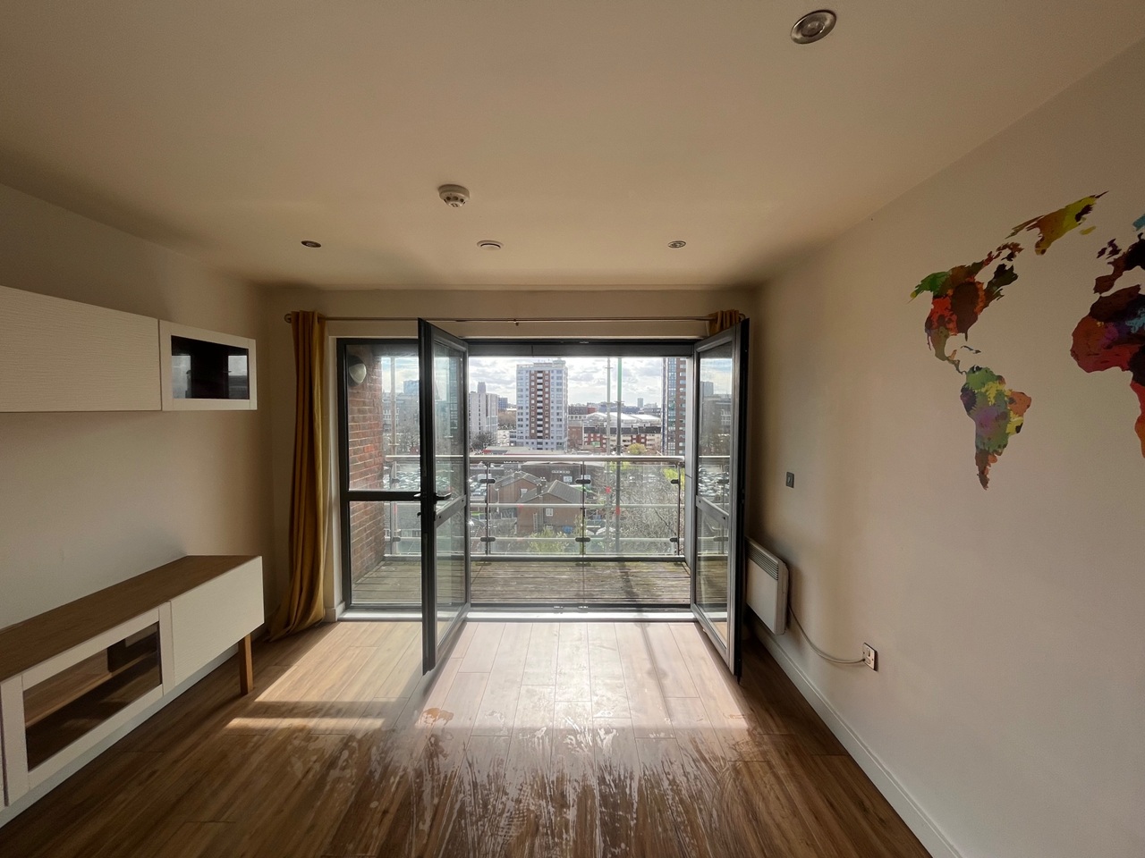 2 Bed Flat, The Reach, L3, N1 7GU photo 3