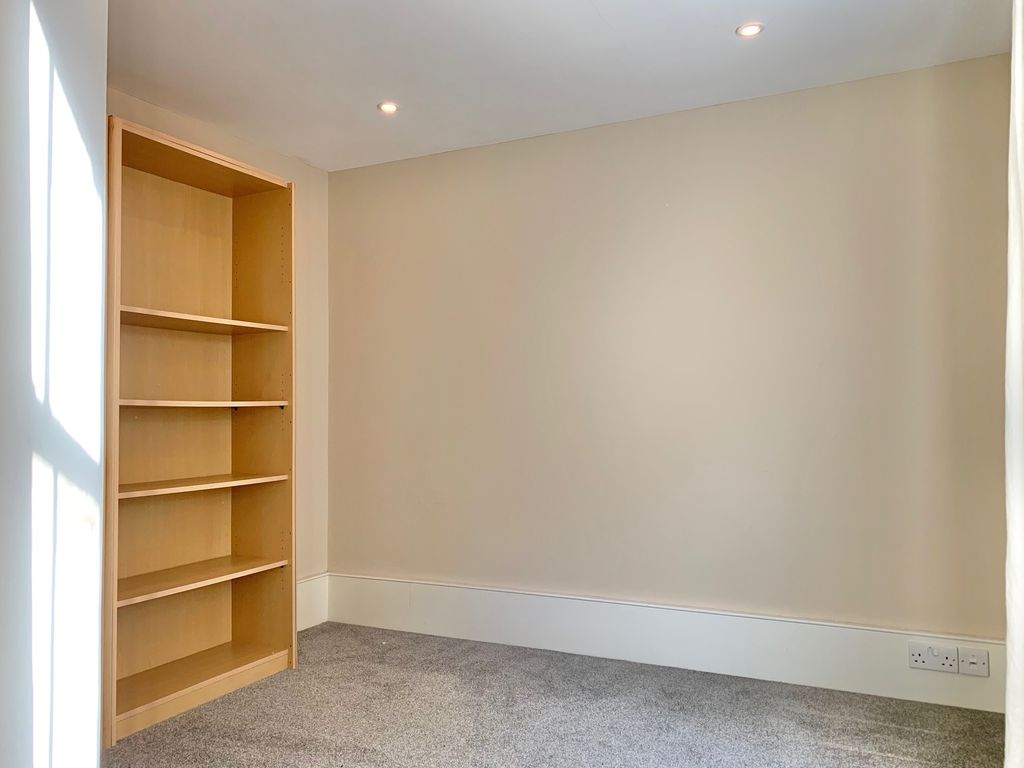 Additional image 6 of 2 bed flat to rentA Abbeygate Street, Bury St. Edmunds IP33