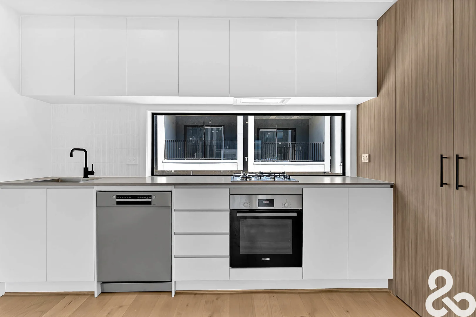Additional image 2 of 14 Casalingo Boulevard, Mill Park VIC 3082