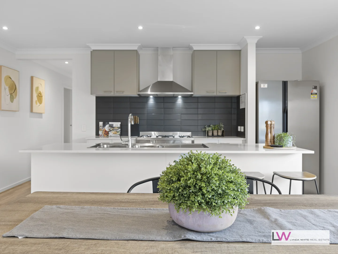 Additional image 3 of 2 Devenish Wy, St Leonards VIC 3223