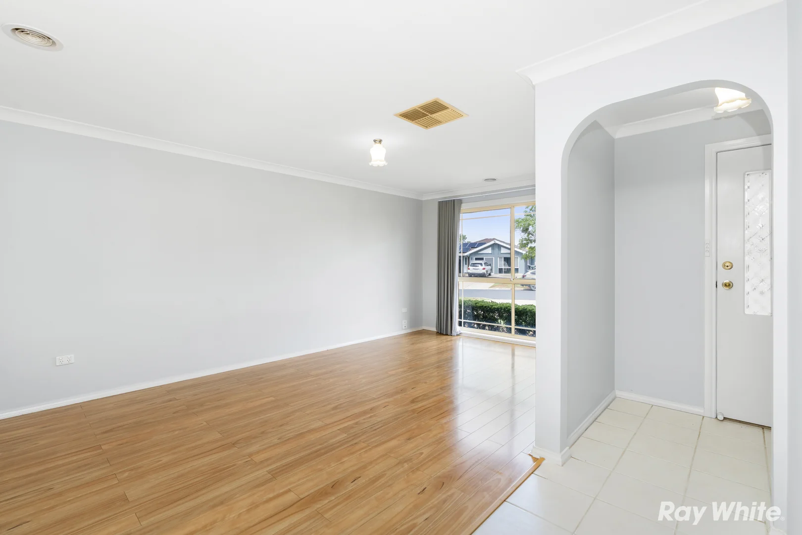 Additional image 2 of 23 Kaldari Crescent, Glenfield Park NSW 2650