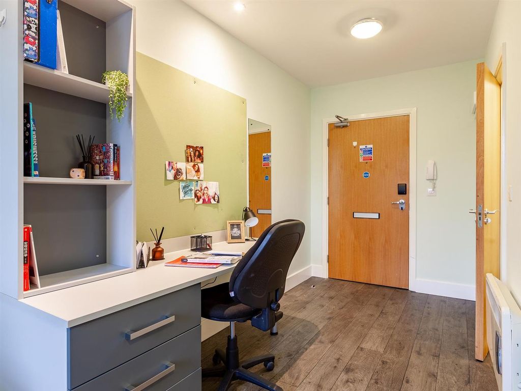 Additional image 8 of 1 bed flat to rentHigh Street, Bangor LL57