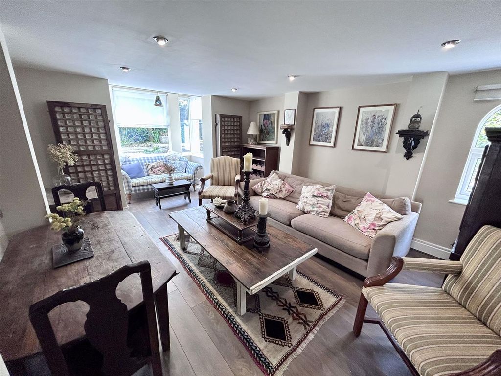 Additional image 3 of 2 bed flat to rent41 Melville Street, Ryde PO33