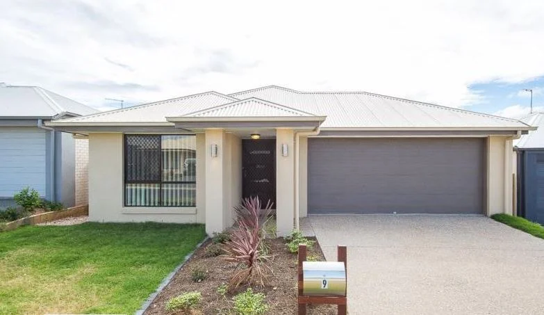 9 Lemongrass Circuit, Griffin QLD 4503