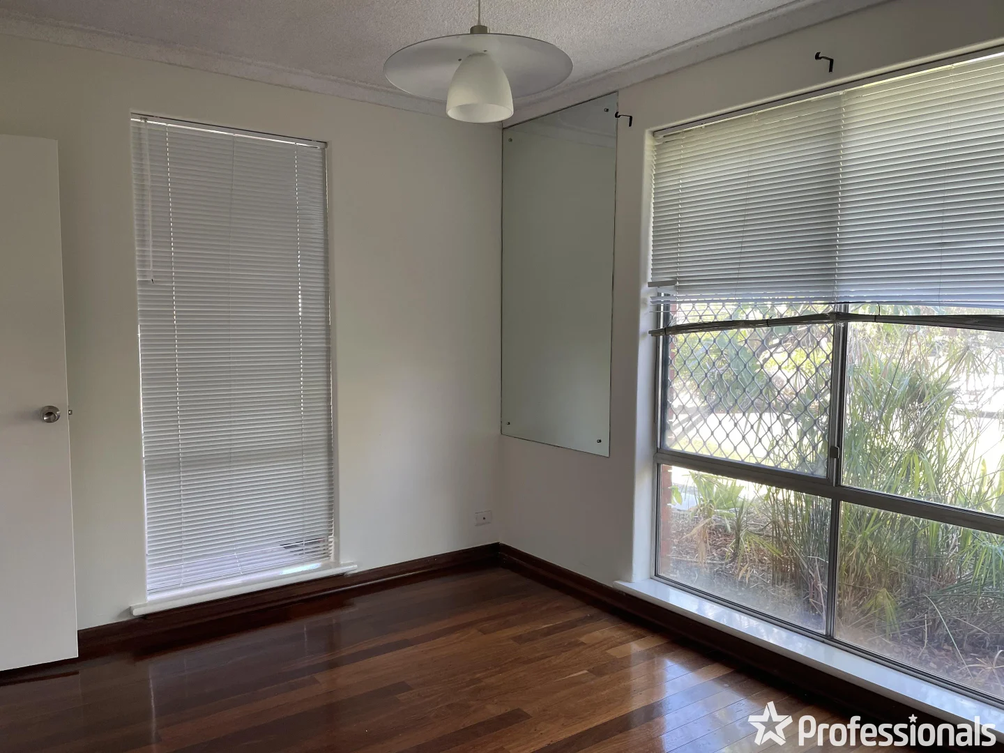 Additional image 14 of 19 Hughenden Drive, Thornlie WA 6108