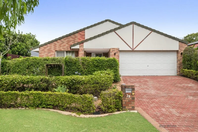 39 Hounslow Way, Seventeen Mile Rocks QLD 4073