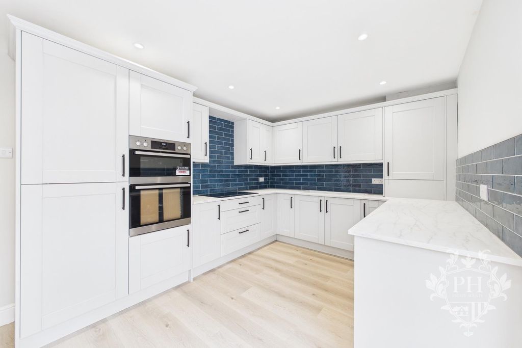 Additional image 2 of 4 bed semi-detached house for saleIrthing Close, Ingleby Barwick TS17