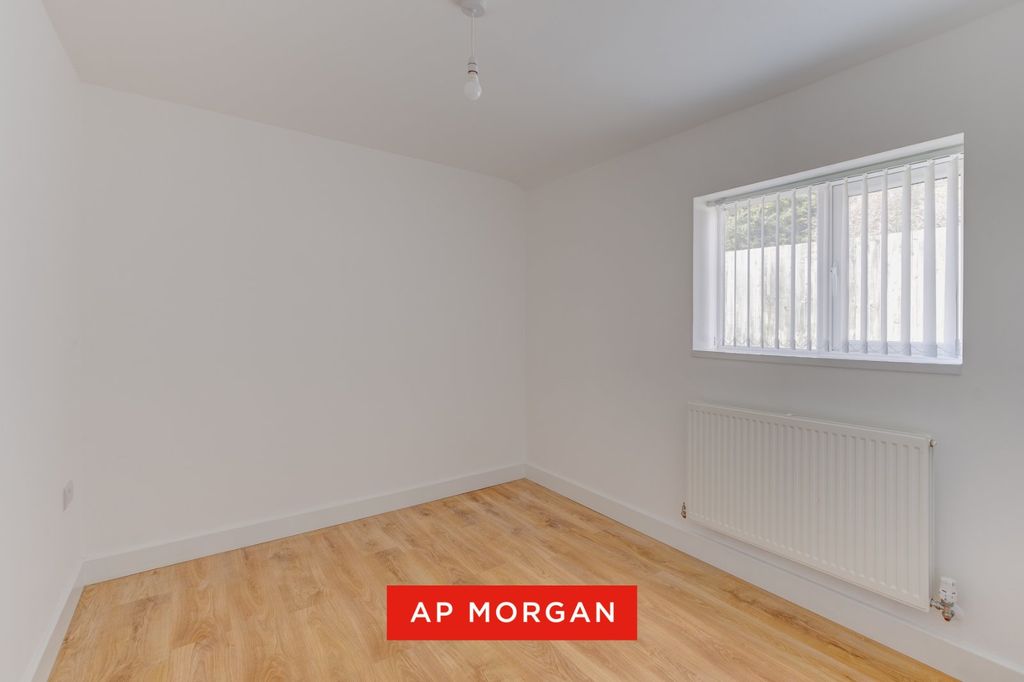 Additional image 5 of 5 bed end terrace house to rentProspect Road North, Lakeside, Redditch B98