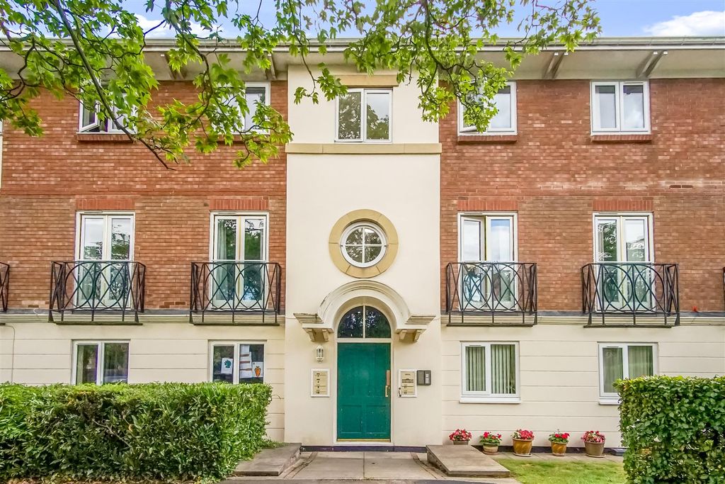 2 bed flat for saleHawkesbury Mews, Darlington DL3
