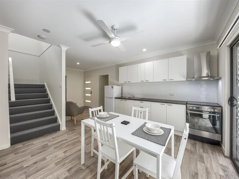 Additional image 3 of 27 Rodney Street, Wynnum West QLD 4178