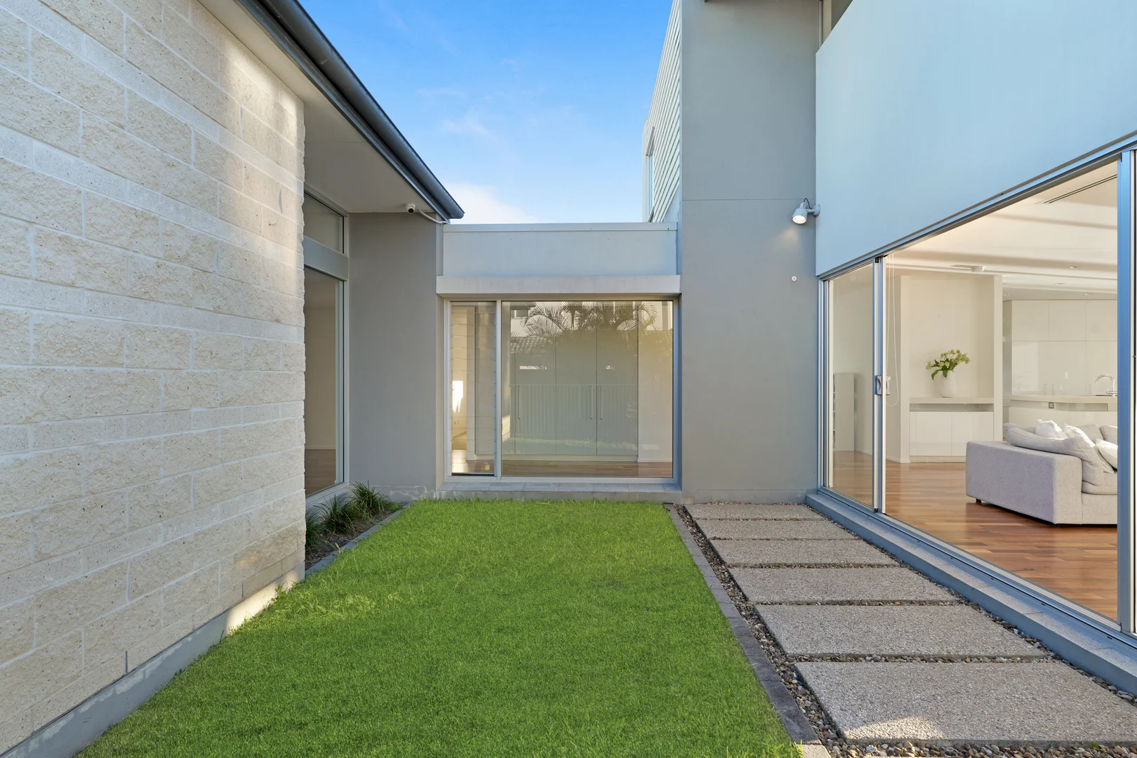 Additional image 40 of 37 Martinique Way, Clear Island Waters QLD 4226