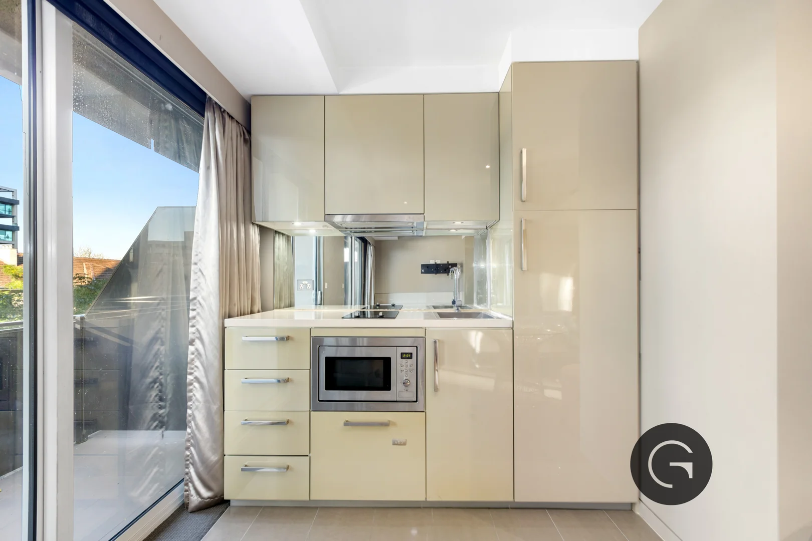 Additional image 3 of 209/452 St Kilda Road, Melbourne VIC 3004