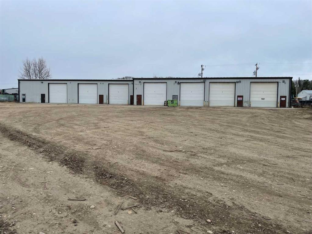 6409 51 Avenue, Whitecourt, AB, T7S 1N9
