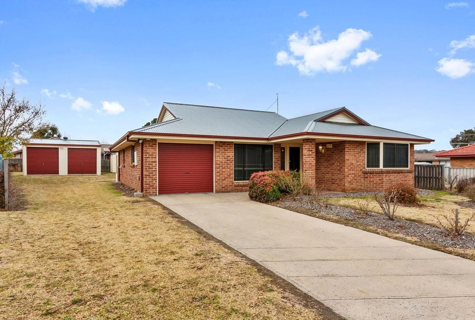 9 Samuelson Crescent, Armidale NSW 2350