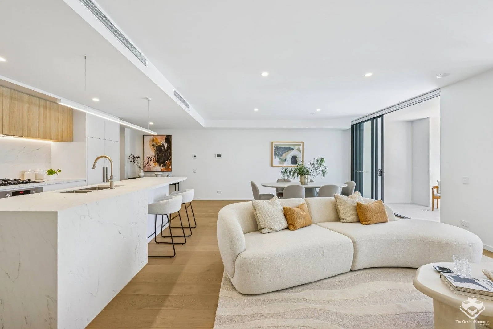 Additional image 18 of ID:21169305/25 Woodroffe Avenue, Main Beach QLD 4217