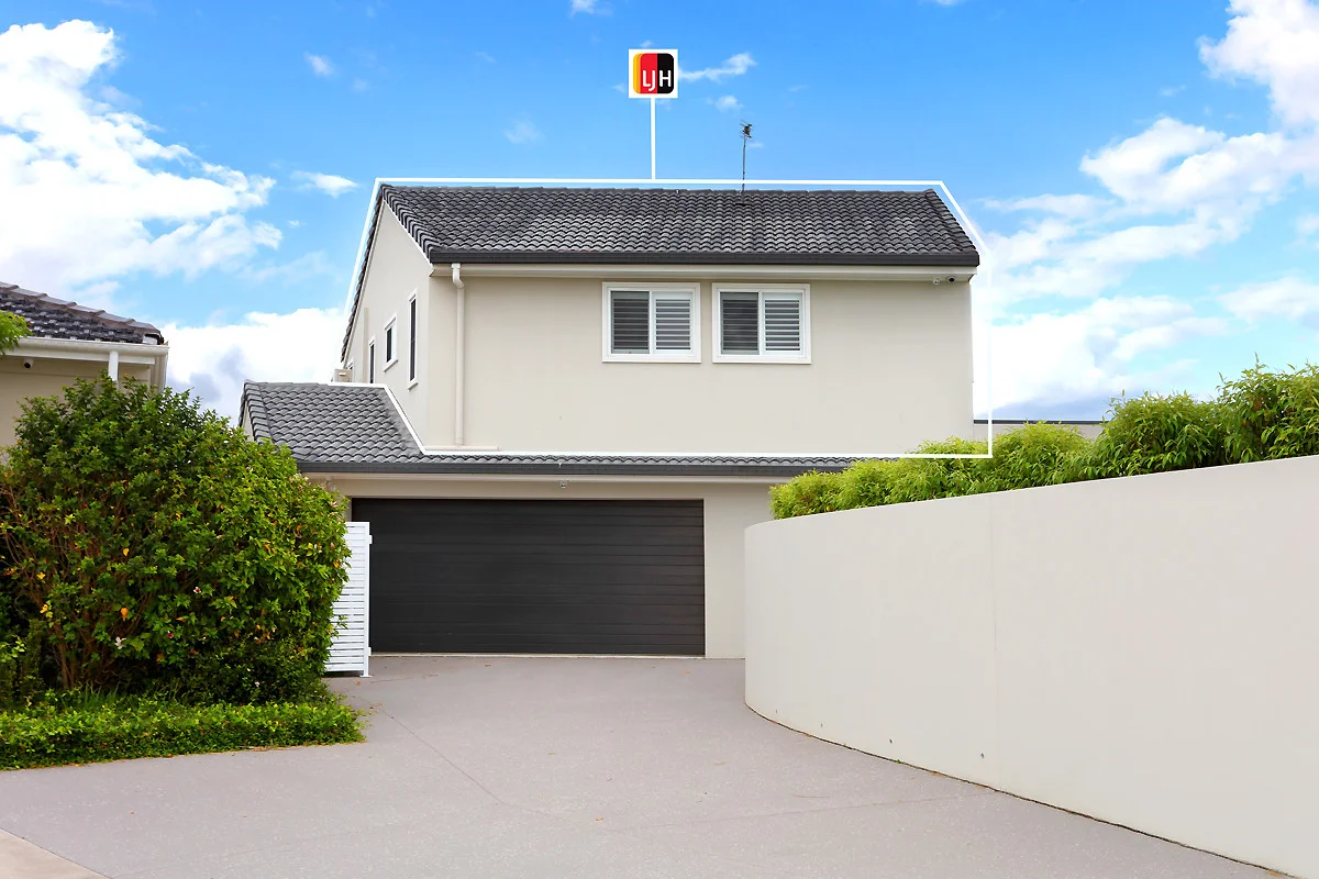 Additional image 10 of . Garden Grove, Carrara QLD 4211