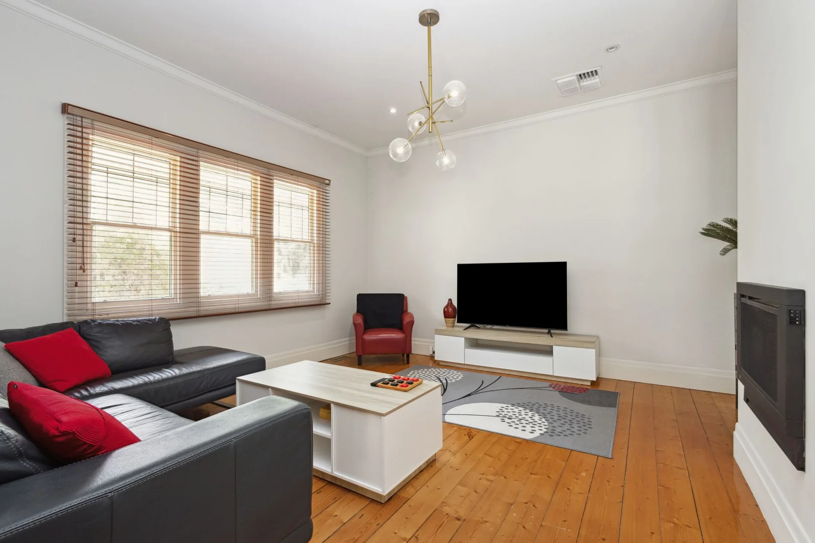 Additional image 4 of 30 Echuca Street, Quarry Hill VIC 3550