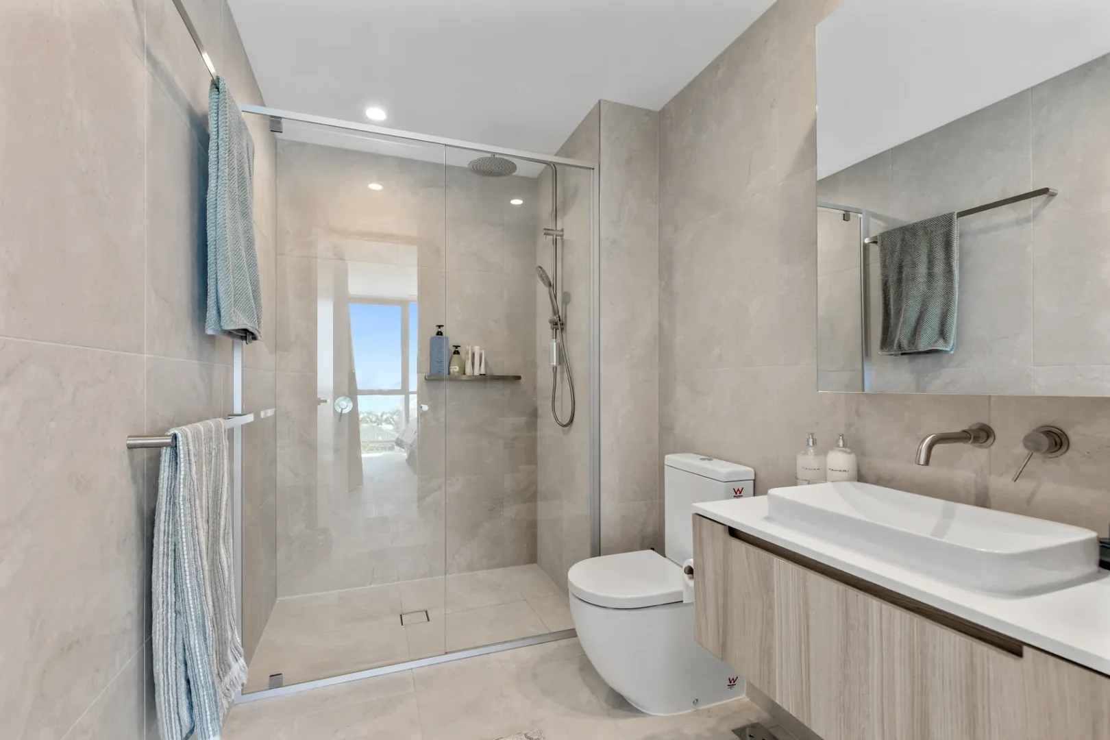 Additional image 6 of 303/1 Tenth Avenue, Palm Beach QLD 4221