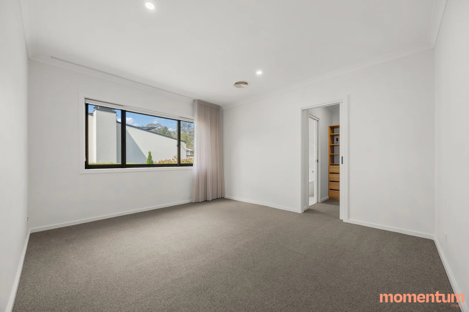 Additional image 14 of 2/10 Gilmore Crescent, Garran ACT 2605