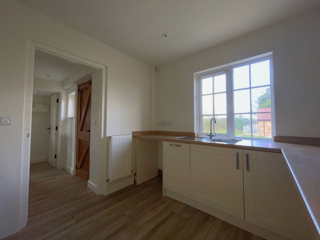 Additional image 10 of 3 bed semi-detached house to rentChance Lane, Malvern WR14