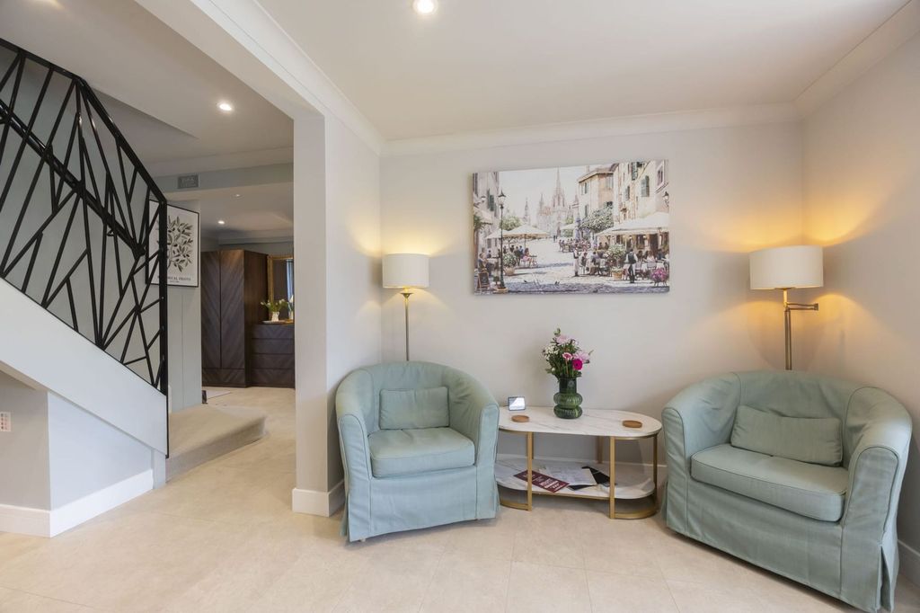 Additional image 7 of 5 bed detached house to rentCollege Baths Road, Cheltenham GL53
