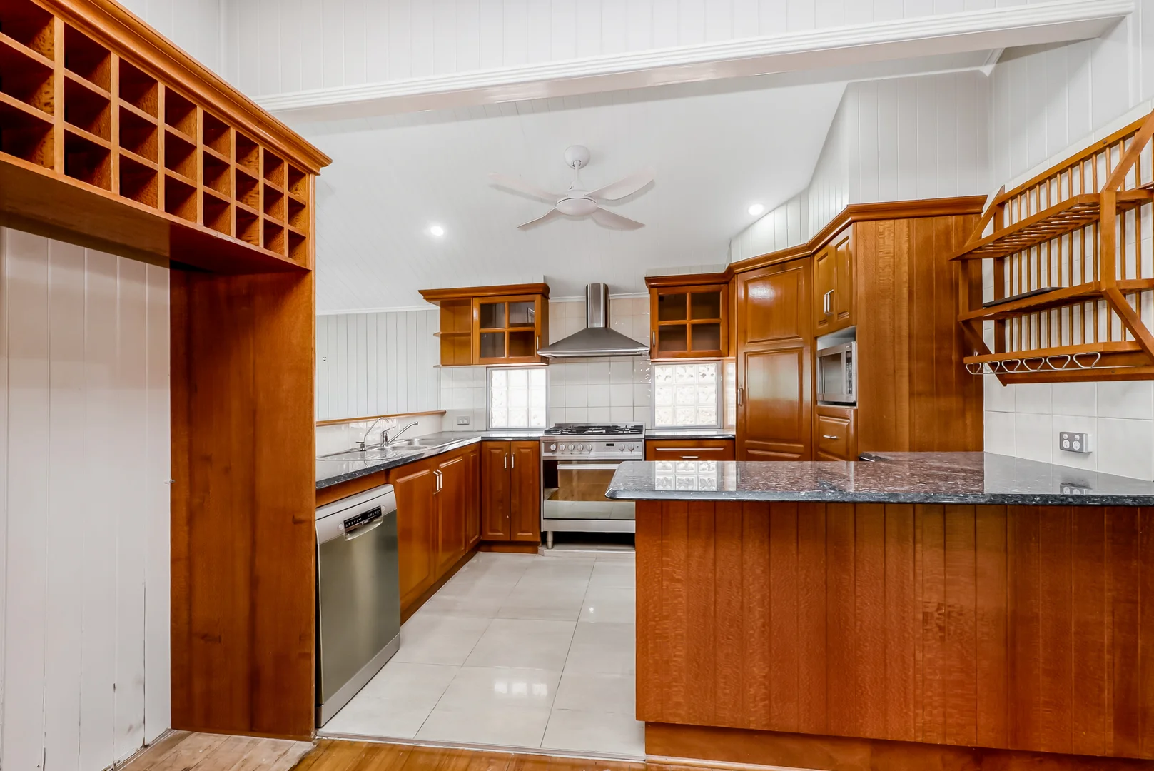 Additional image 6 of 2/6 Eyre Street, North Ward QLD 4810