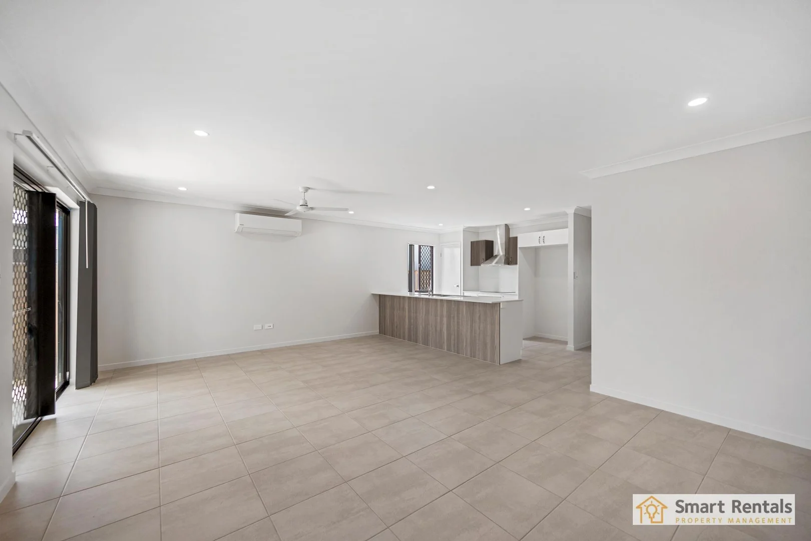 19 Sienna Circuit, Mount Louisa QLD 4814 photo 3