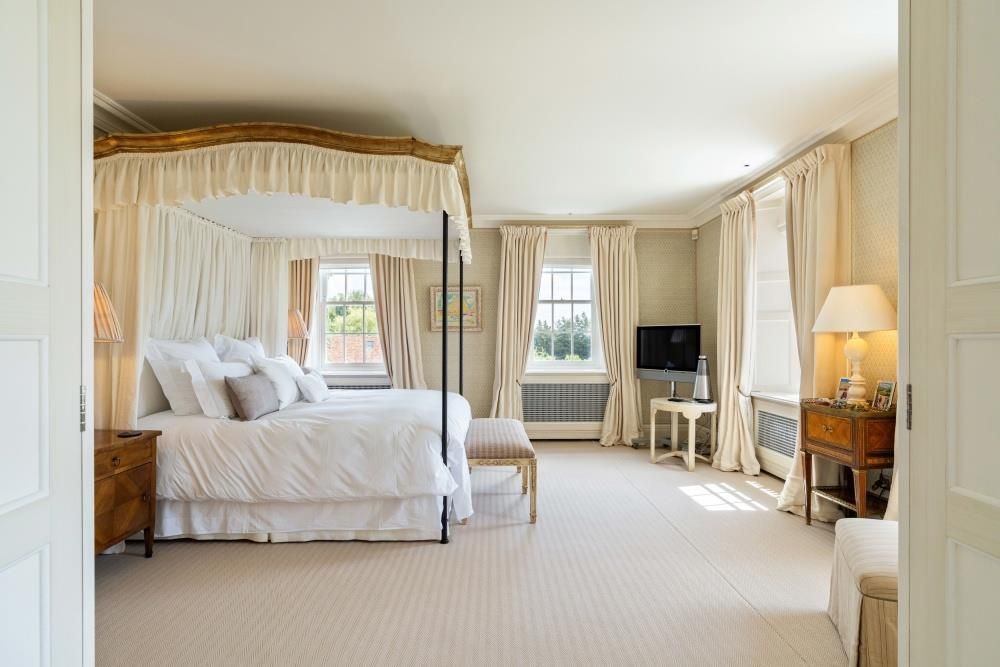 Additional image 15 of 10 bed detached house to rentOld House Lane, Kings Langley, Hertfordshire WD4