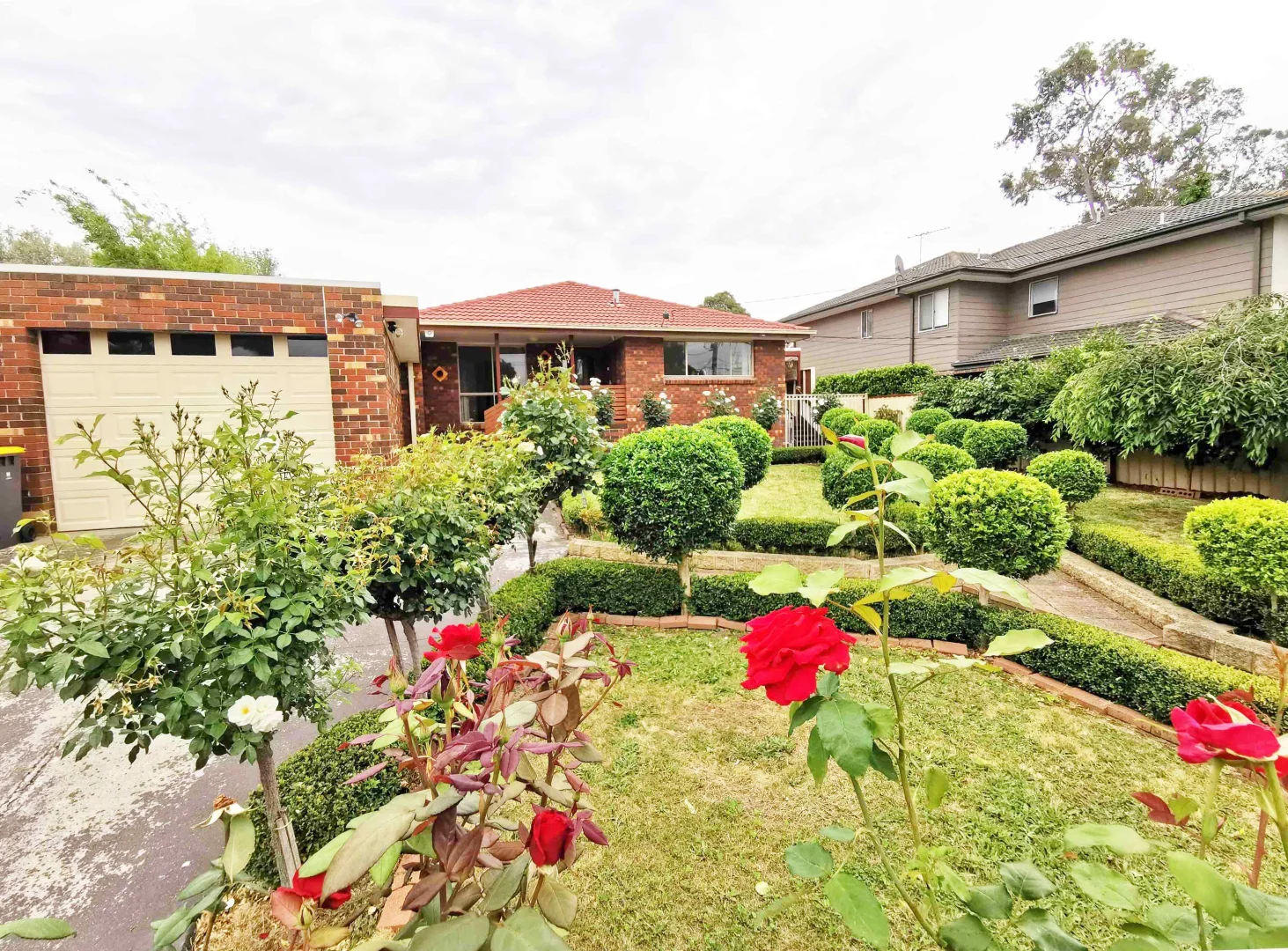 3 Crows Lane, Glen Waverley VIC 3150 photo 2