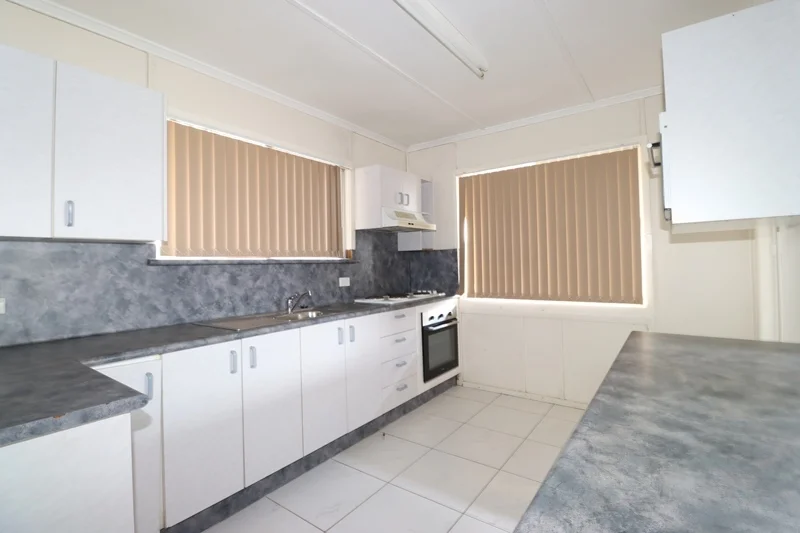 8 Delta Ave, Mount Isa QLD 4825
