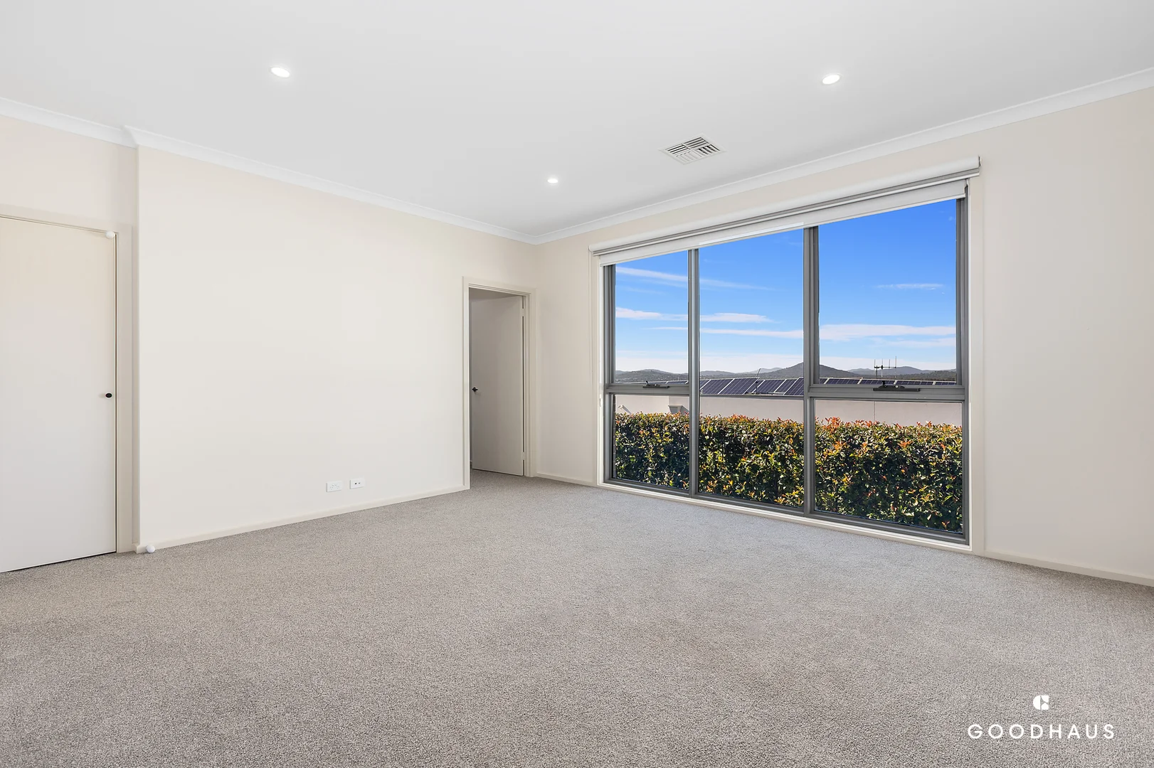 Additional image 4 of 11 Vellacott Street, Denman Prospect ACT 2611