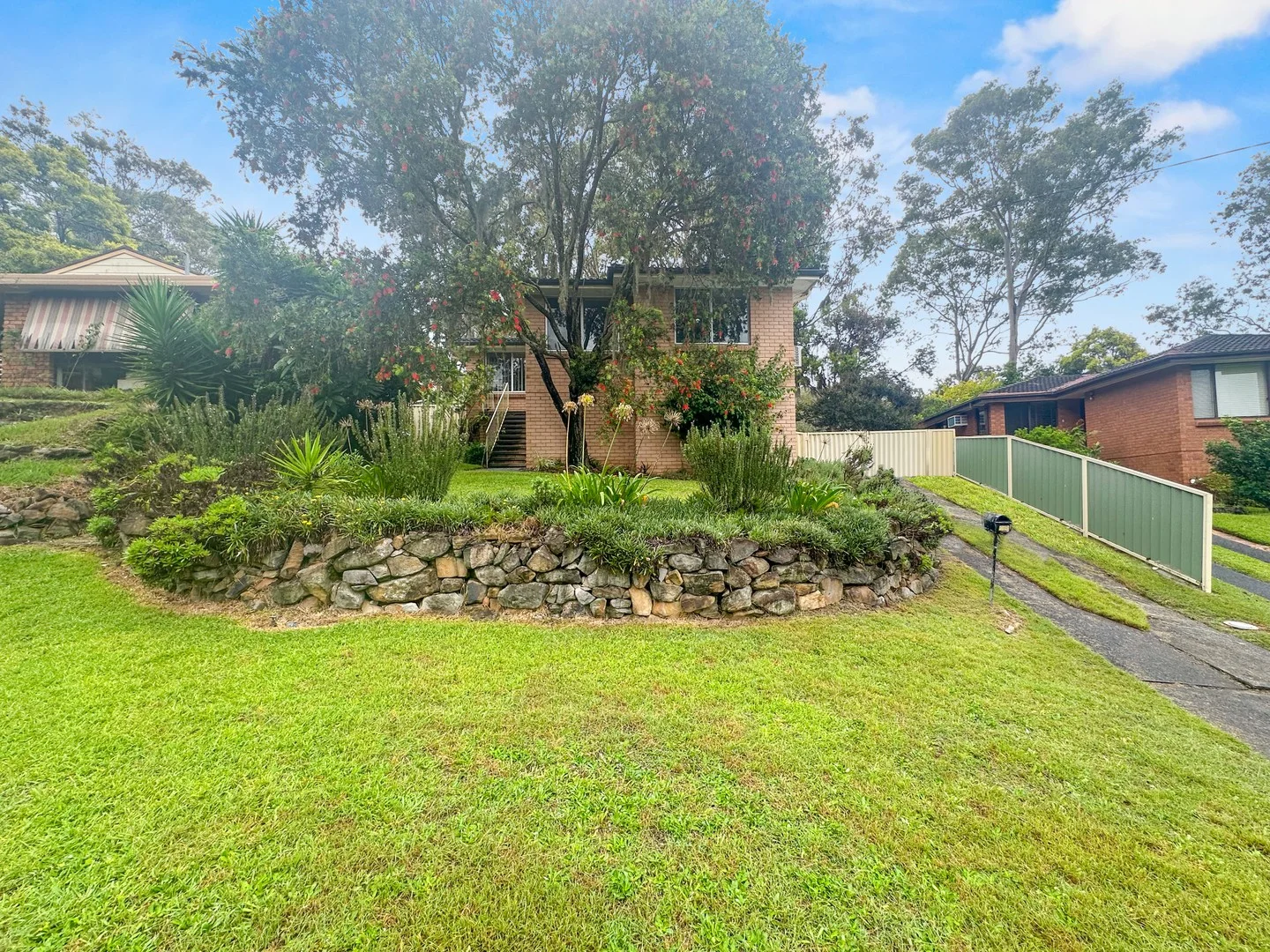 26 Somers Drive, Watanobbi NSW 2259