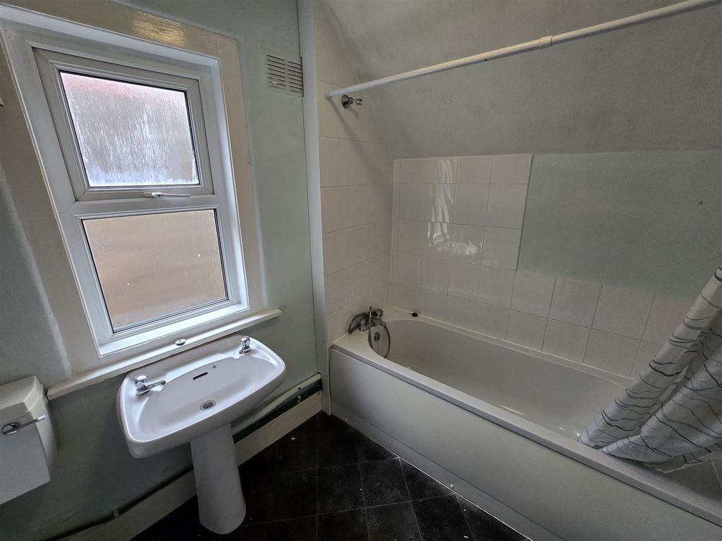 Additional image 8 of 2 bed flat to rentAldwick Road, Bognor Regis PO21