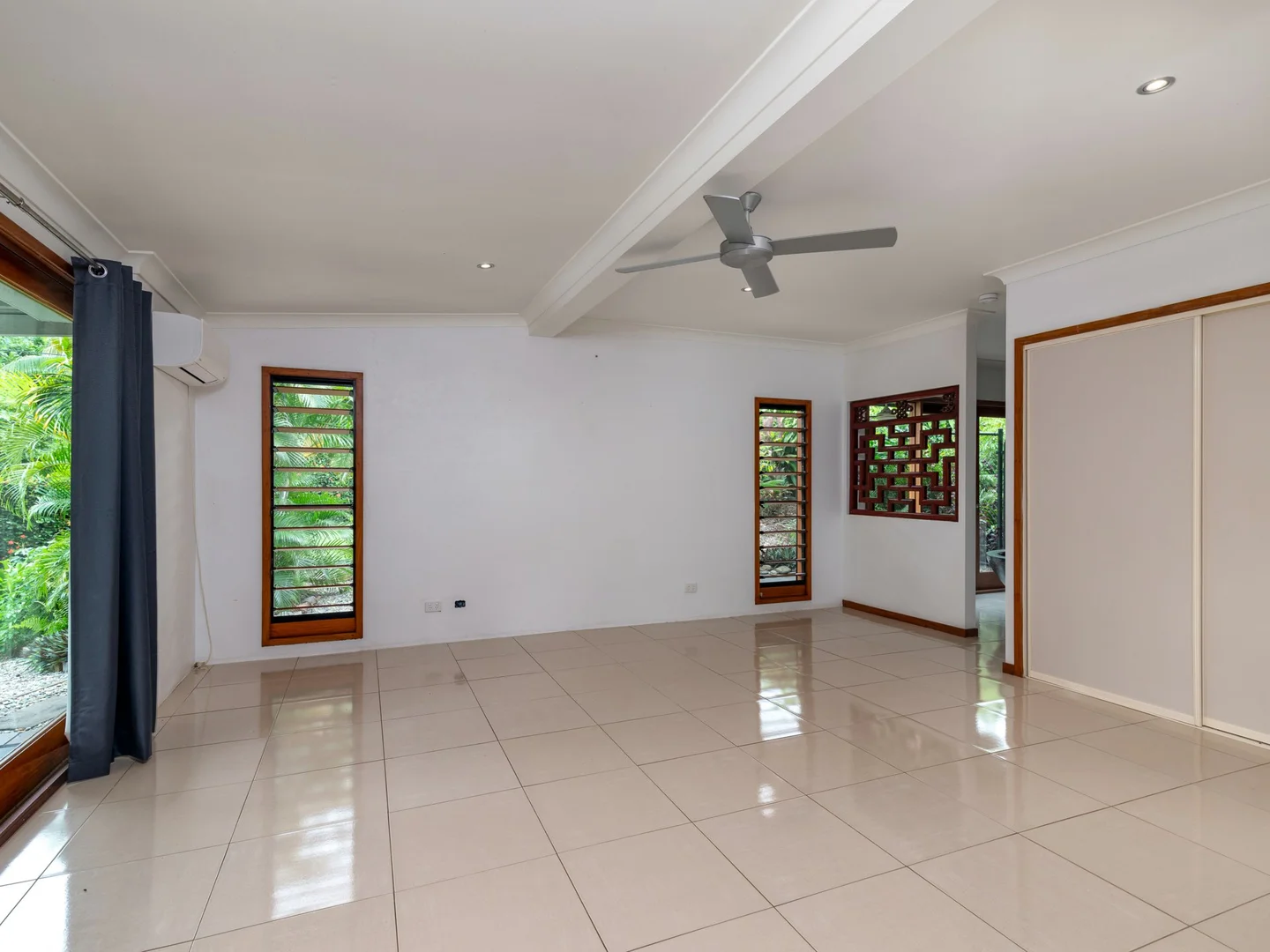 Additional image 8 of 8 Finlay Crescent, Oak Beach QLD 4877