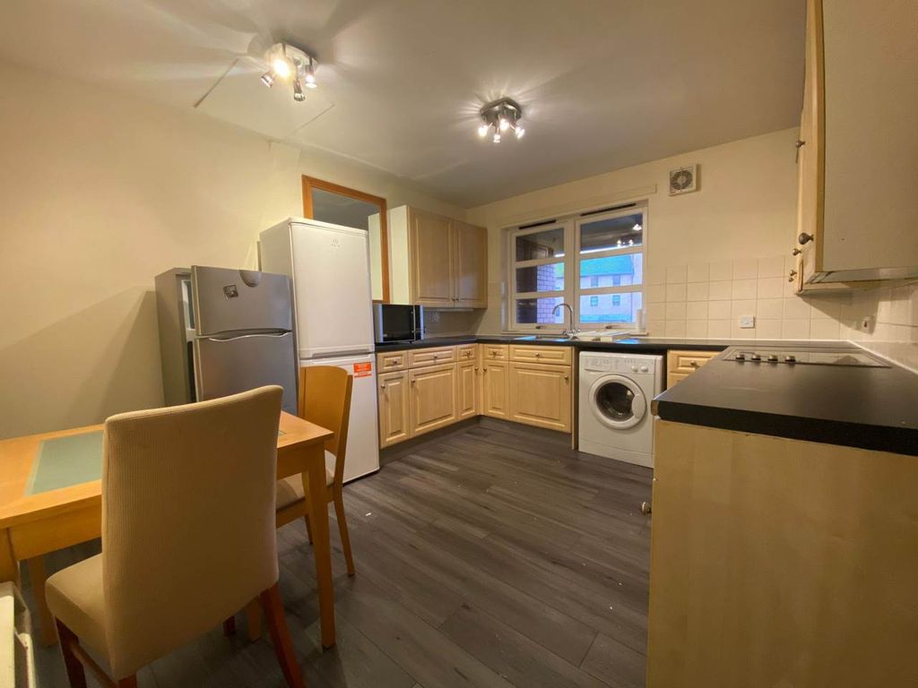 Additional image 11 of 5 bed flat to rent31B Trades Lane, Bisset Bond DD1