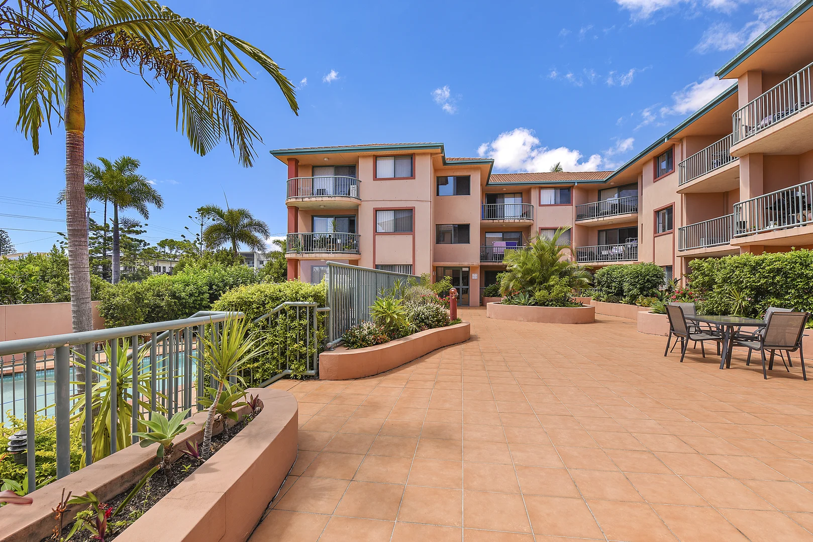 Additional image 11 of 4/2340 Gold Coast Highway, Mermaid Beach QLD 4218