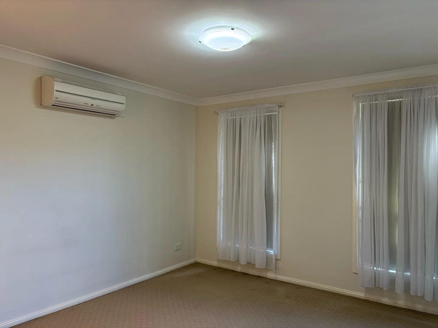 Additional image 7 of 2/1a Kent St, West Tamworth NSW 2340