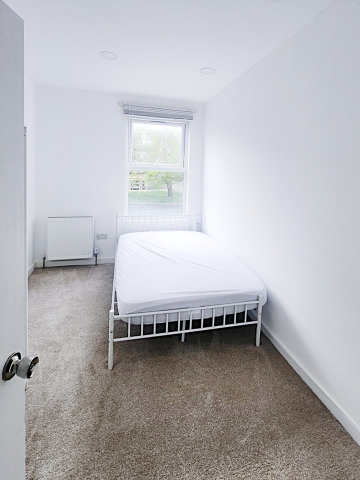 Room in a Shared Flat, Fishponds Road, BS5, N1 7GU photo 4