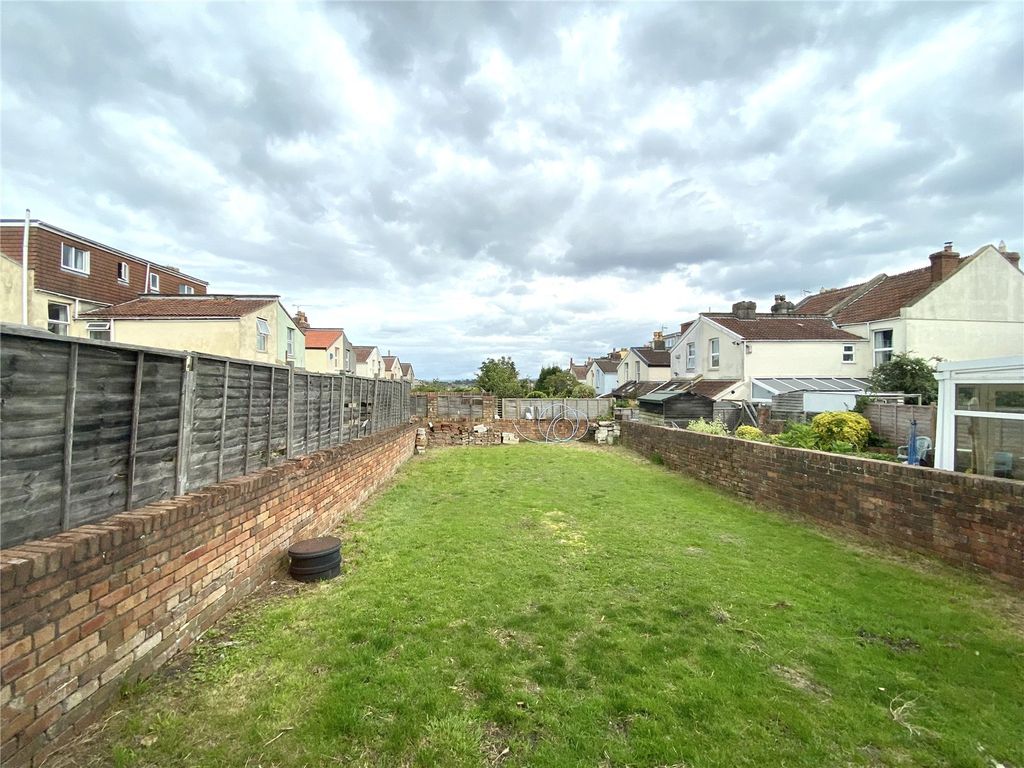 Additional image 5 of 4 bed detached house to rentGloucester Road, Horfield, Bristol, Somerset BS7