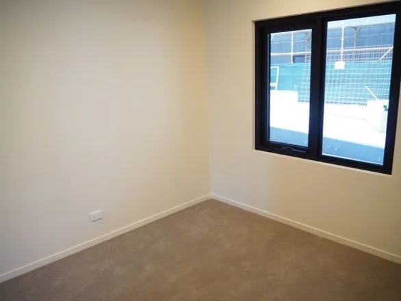 128/80 Cheltenham Road, Dandenong VIC 3175