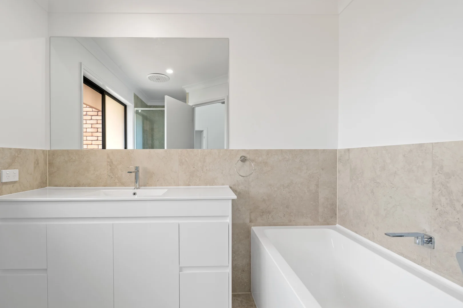 Additional image 13 of 2/44 Venice Street, Mermaid Beach QLD 4218