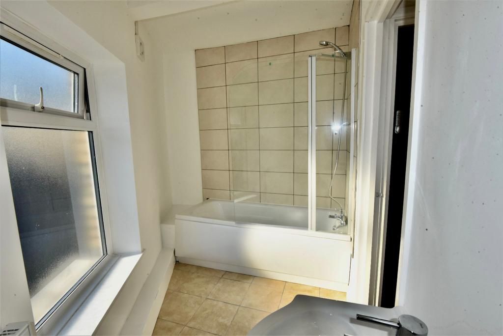 Additional image 11 of 4 bed shared accommodation to rentLucas St, Newport NP20