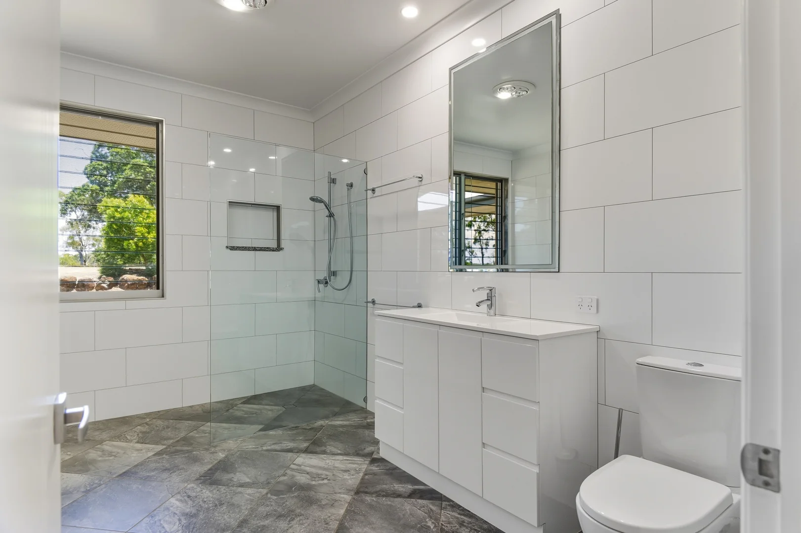 Additional image 16 of 86 Harts Road, Elliott Heads QLD 4670