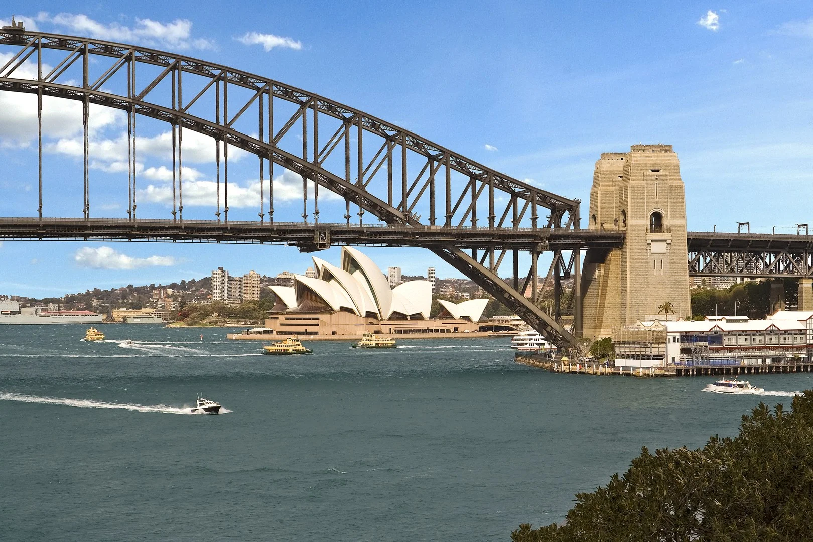 32/14-28 Blues Point Road, McMahons Point NSW 2060