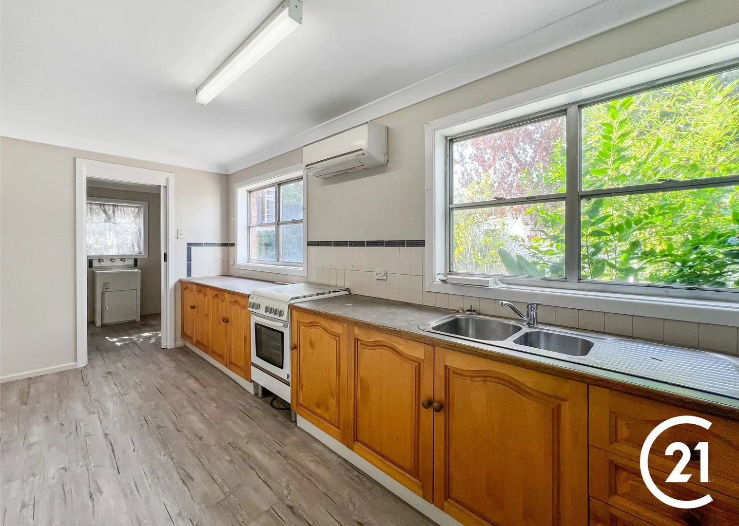 18 Spring Street, Forbes NSW 2871 photo 3