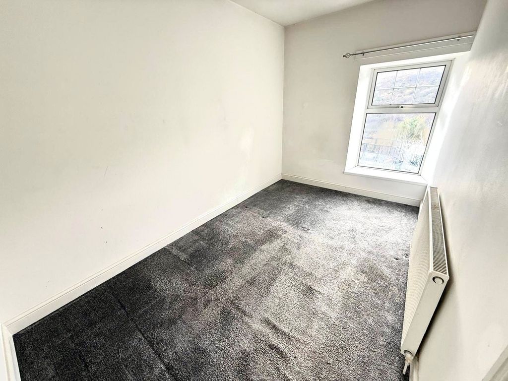 Additional image 7 of 3 bed terraced house to rentHillside Terrace, Wattstown, Porth CF39