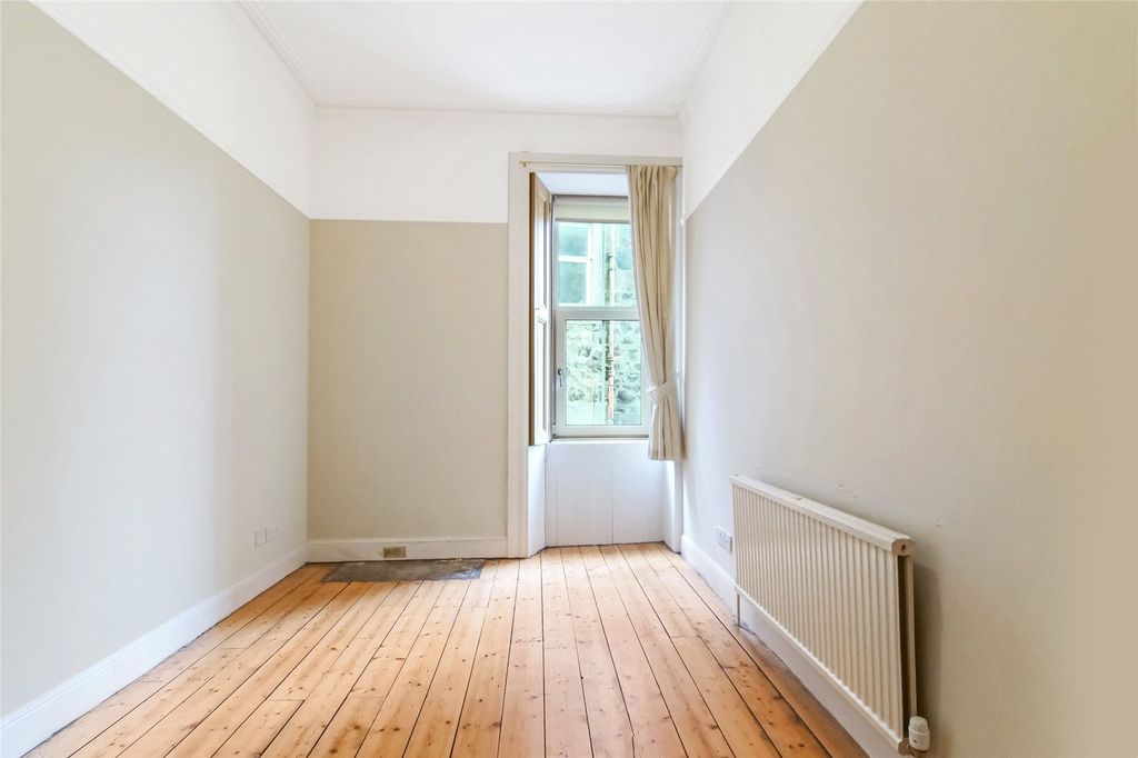 Additional image 14 of 4 bed flat for saleGillburn Road, Kilmacolm PA13