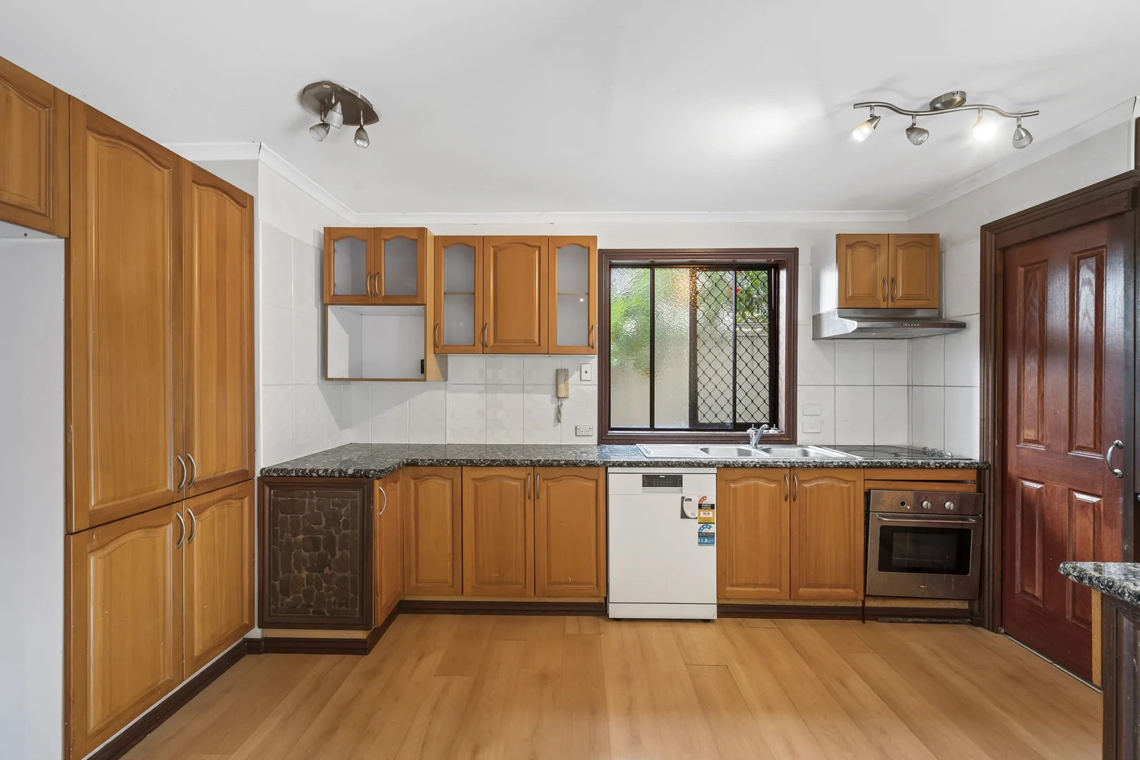 Additional image 2 of 25a Ocean Street, Runaway Bay QLD 4216