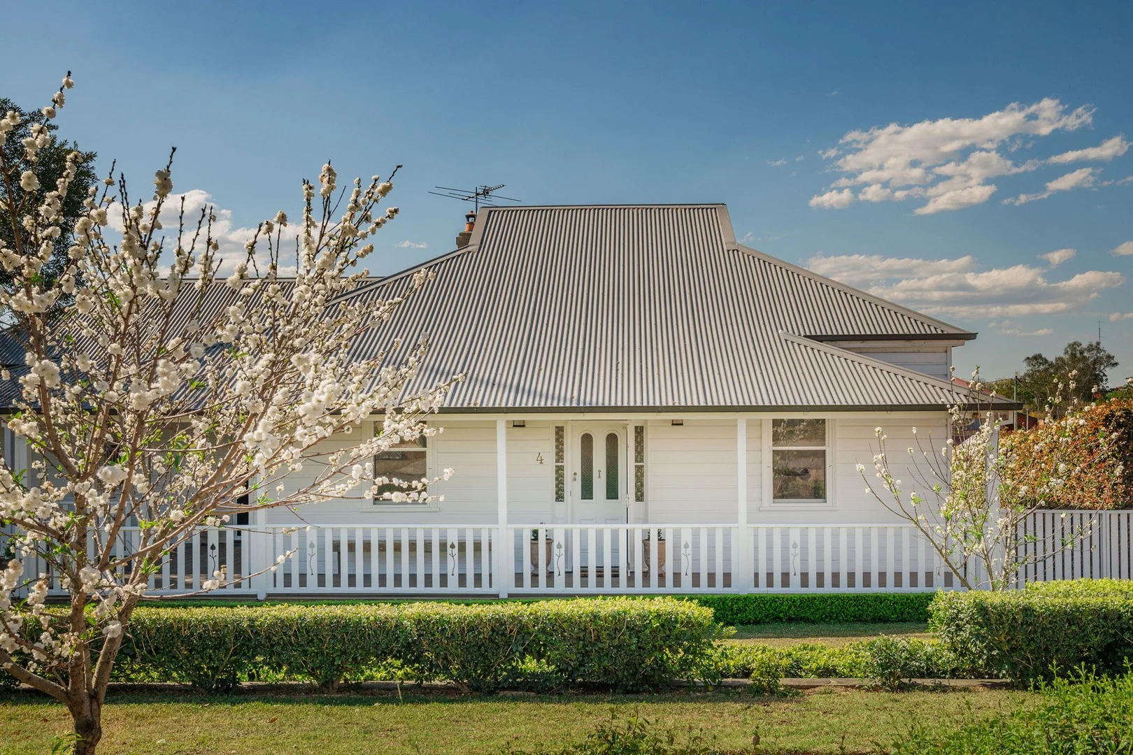4 View St, Singleton NSW 2330