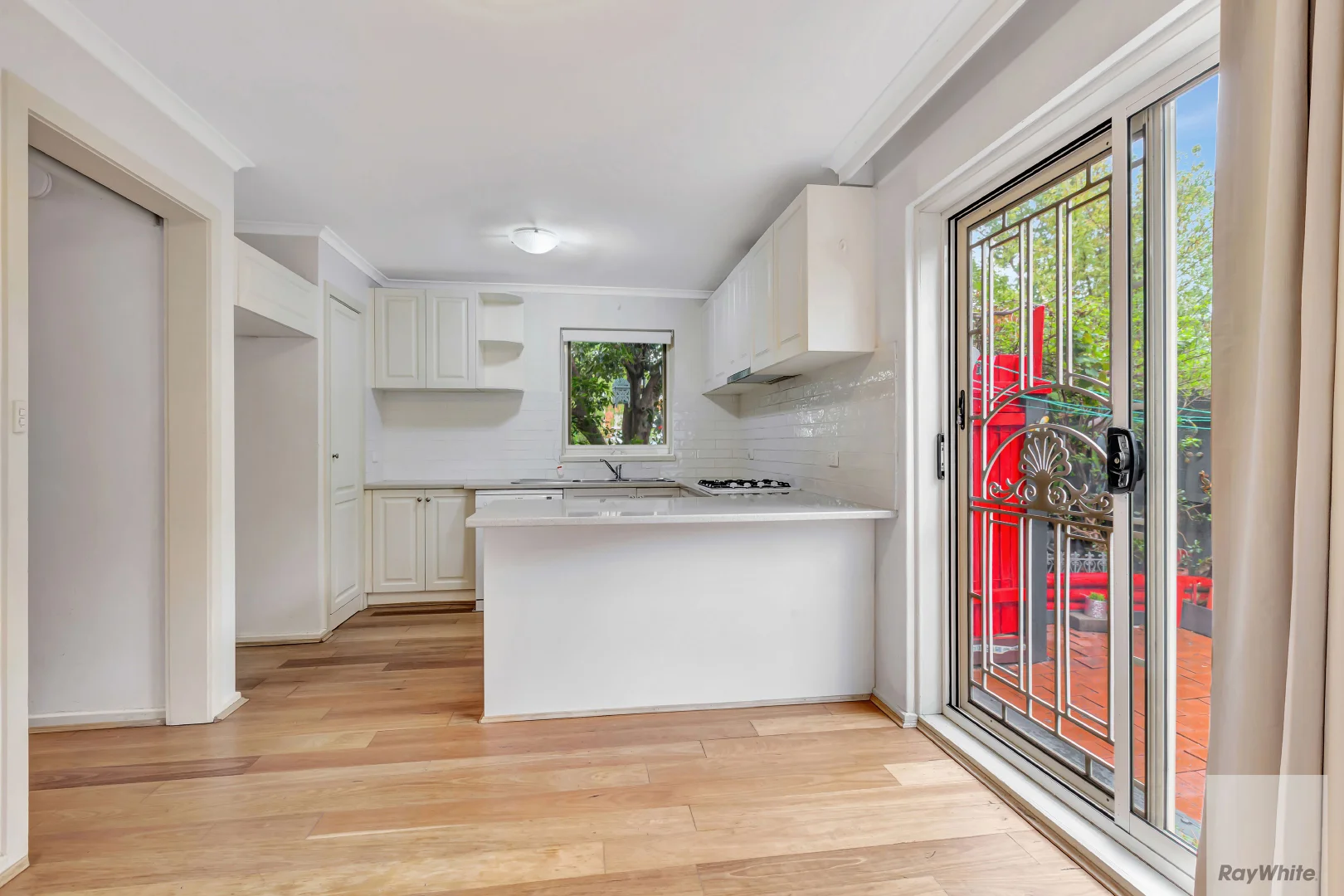 Additional image 6 of 1/28 Snell Grove, Pascoe Vale VIC 3044